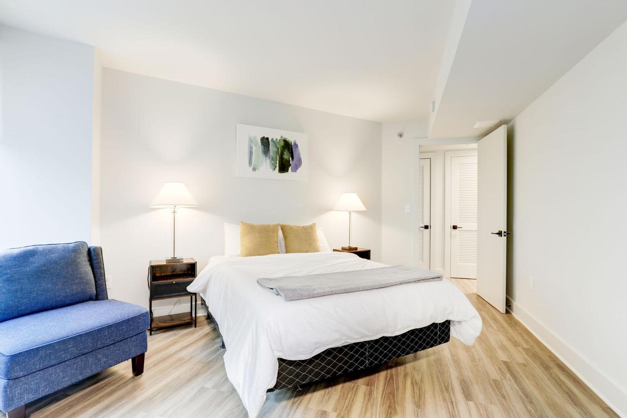 2Br Executive Apartment With Spacious Layout Arlington Extérieur photo