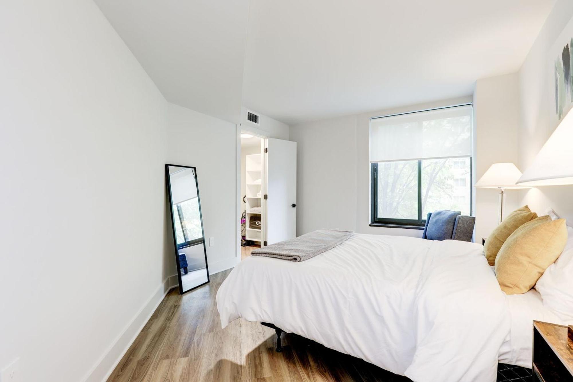 2Br Executive Apartment With Spacious Layout Arlington Extérieur photo