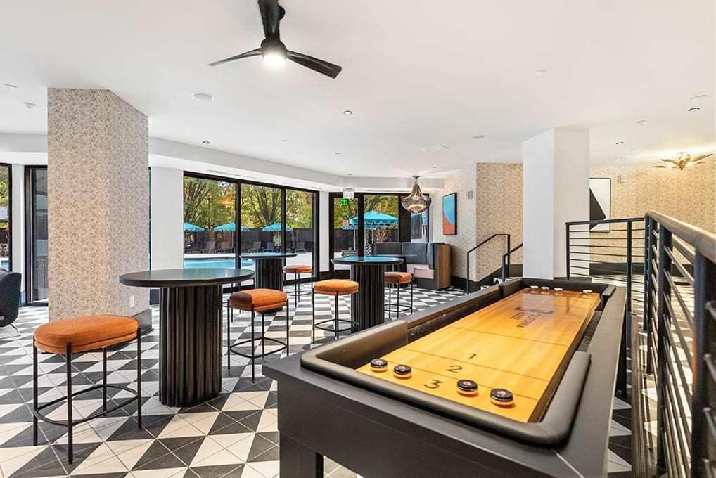 2Br Executive Apartment With Spacious Layout Arlington Extérieur photo